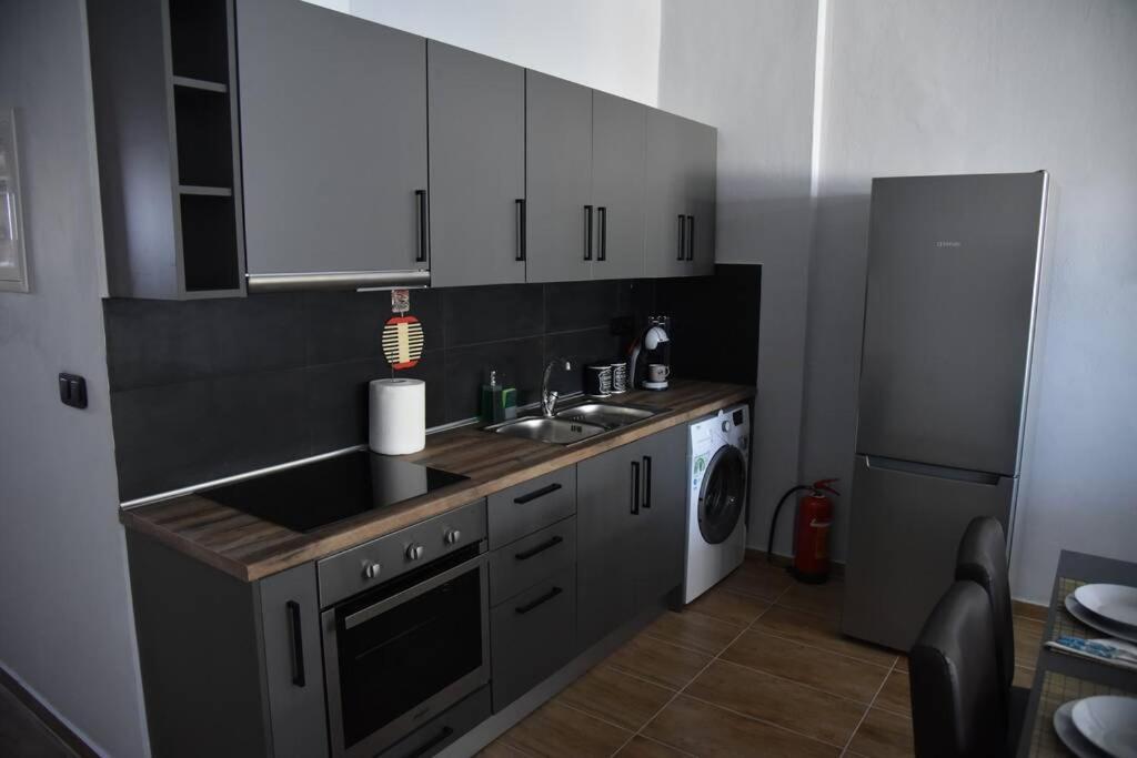 Family Apartments 4 Λέχαιο Εξωτερικό φωτογραφία